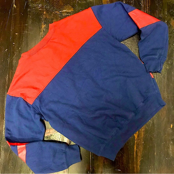 Mickey Sweatshirt ❤️ - Picture 3 of 8